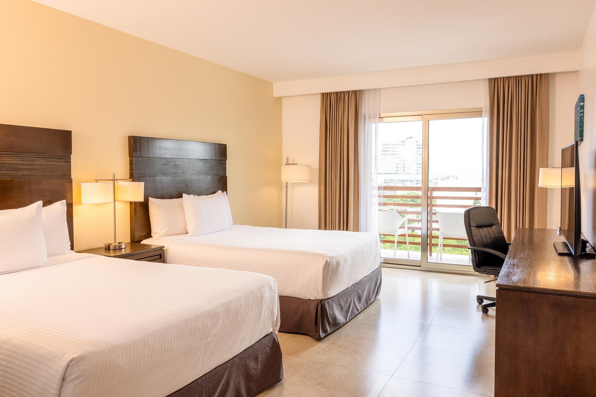 Wyndham Garden Cancun Downtown エクステリア 写真
