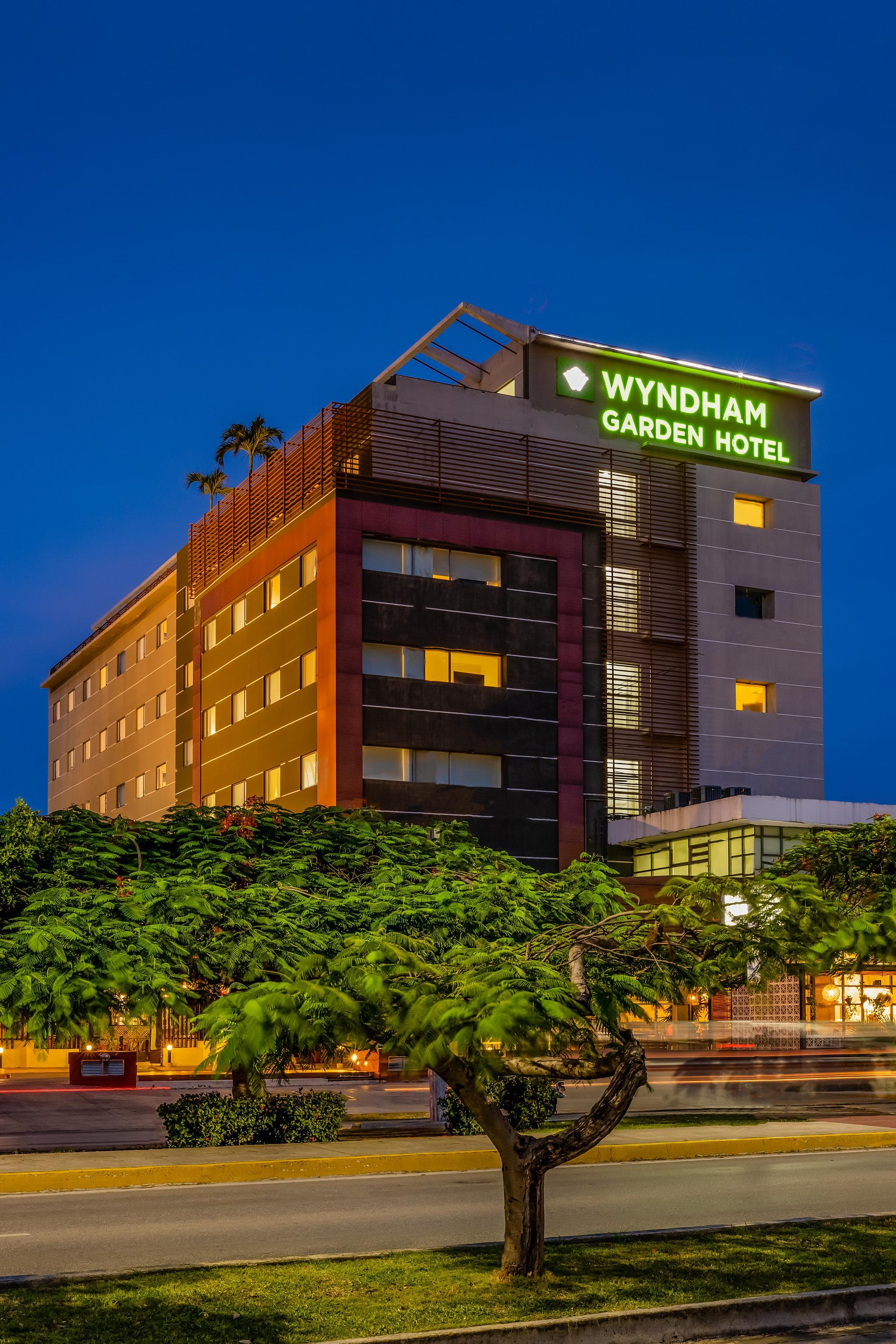 Wyndham Garden Cancun Downtown エクステリア 写真