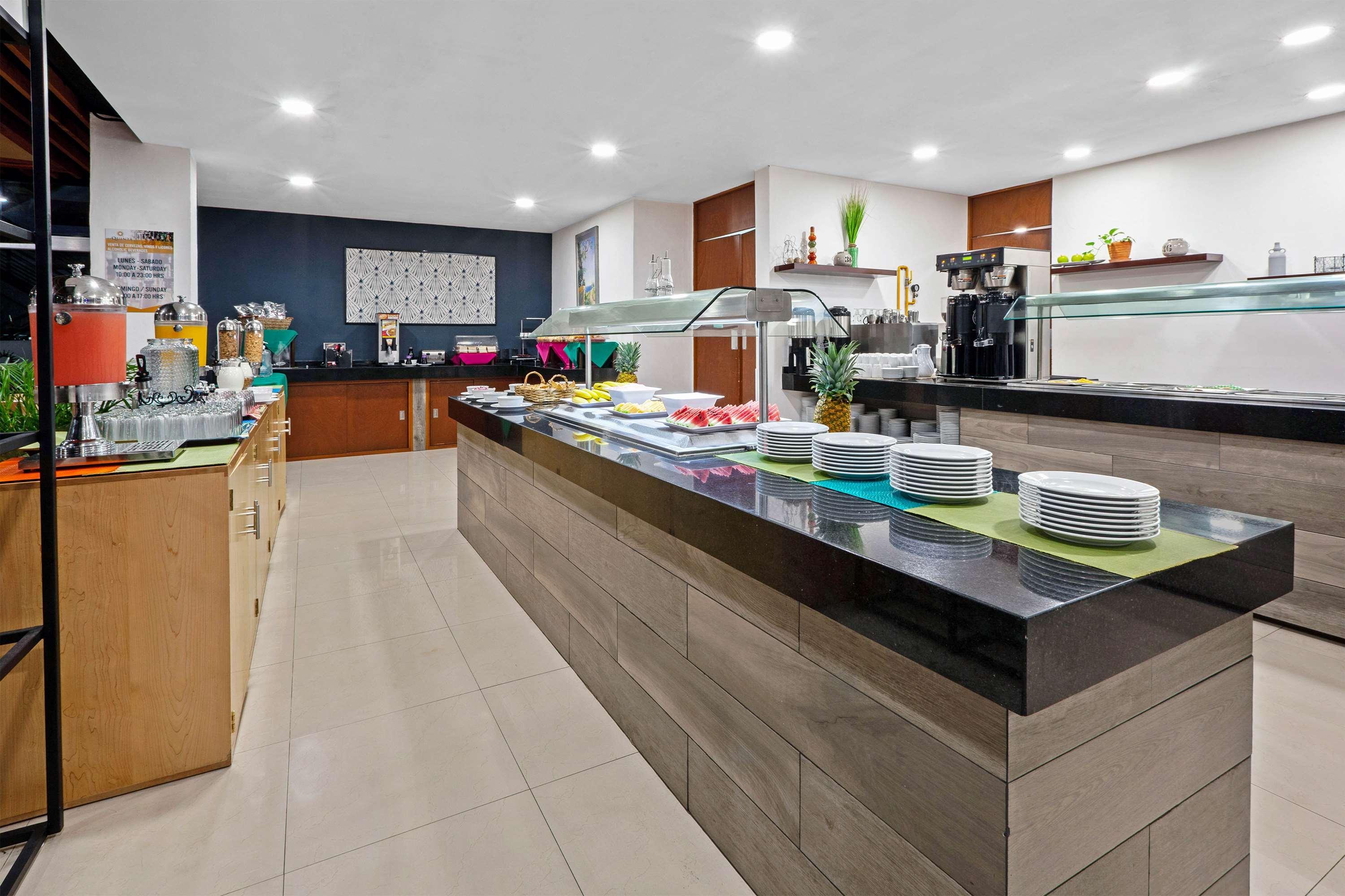 Wyndham Garden Cancun Downtown エクステリア 写真